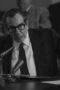 Nonton Life, Larry and the Pursuit of Unhappiness: An Almost History of America Season 1 Season 1 Episode 3 Sub Indo